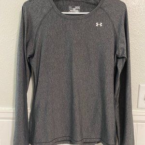 Under Armor Women's Long Sleeve - Size Medium